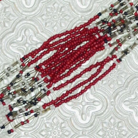 Red White Blue Beaded Necklace 17 Inch Length Patriotic Wear Woman's Jewlery - Picture 5 of 6